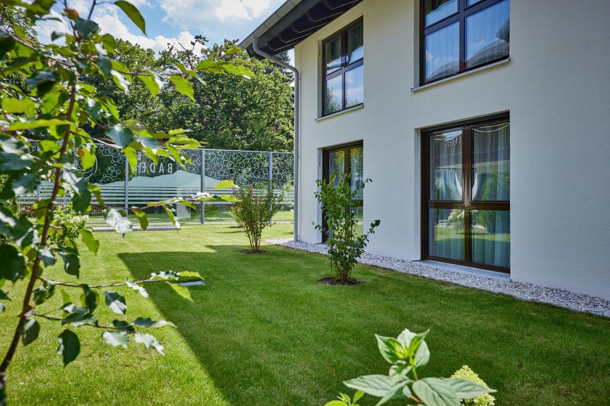 Bader Suites ガルミッシュ・パルテンキルヒェン 部屋 写真