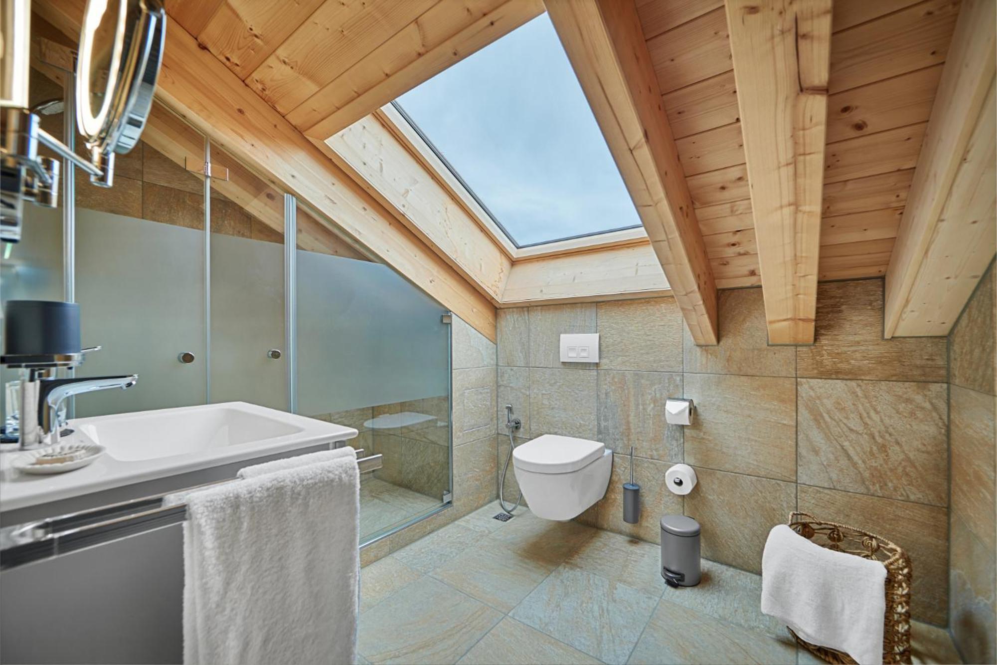 Bader Suites ガルミッシュ・パルテンキルヒェン 部屋 写真